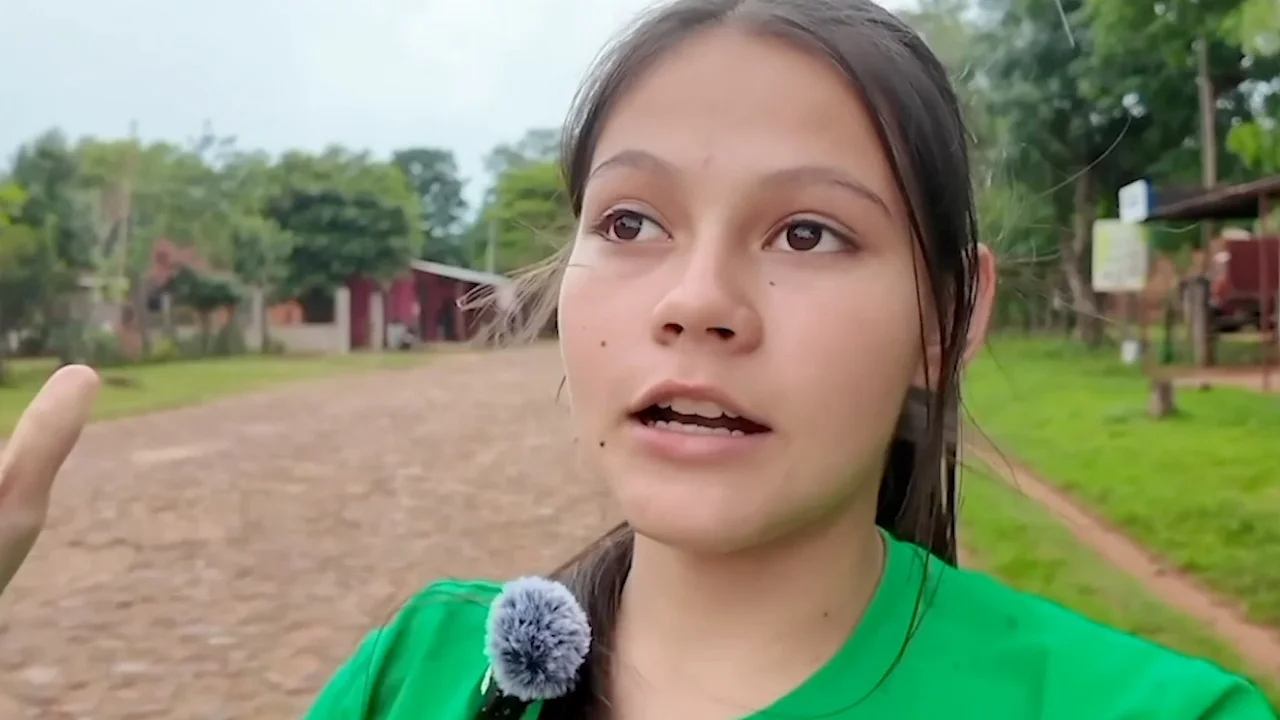 Alma from Paraguay