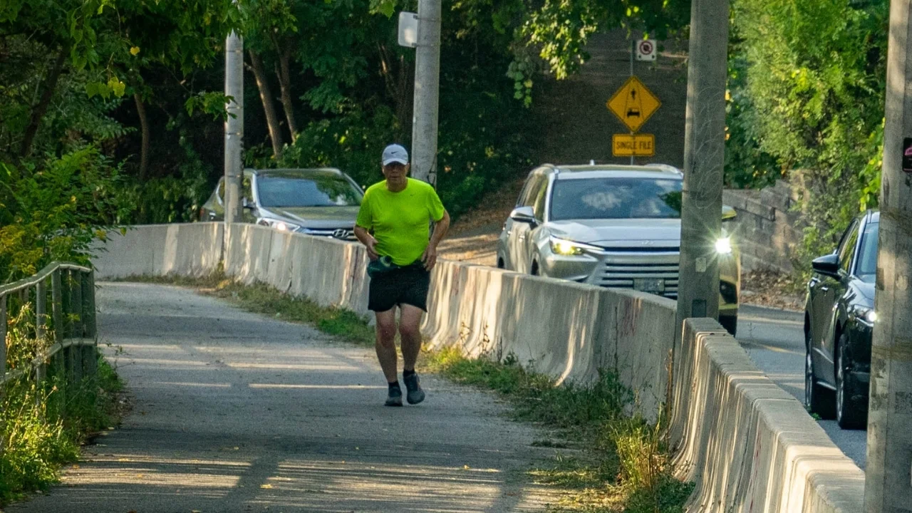 Fred training for marathon